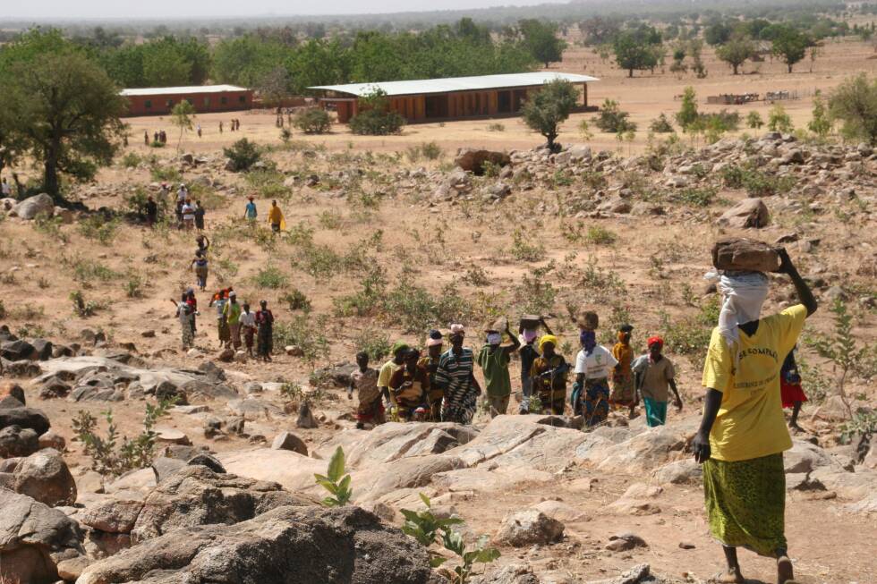 المشاركة المجتمعية بالتعاون مع أهل قريته