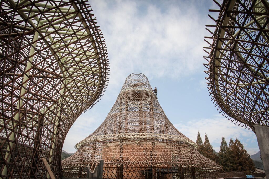 anna-heringer-jchina-bamboo-hostels