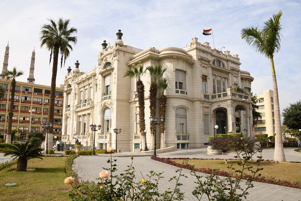 قصر الزعفران
جامعة عين شمس