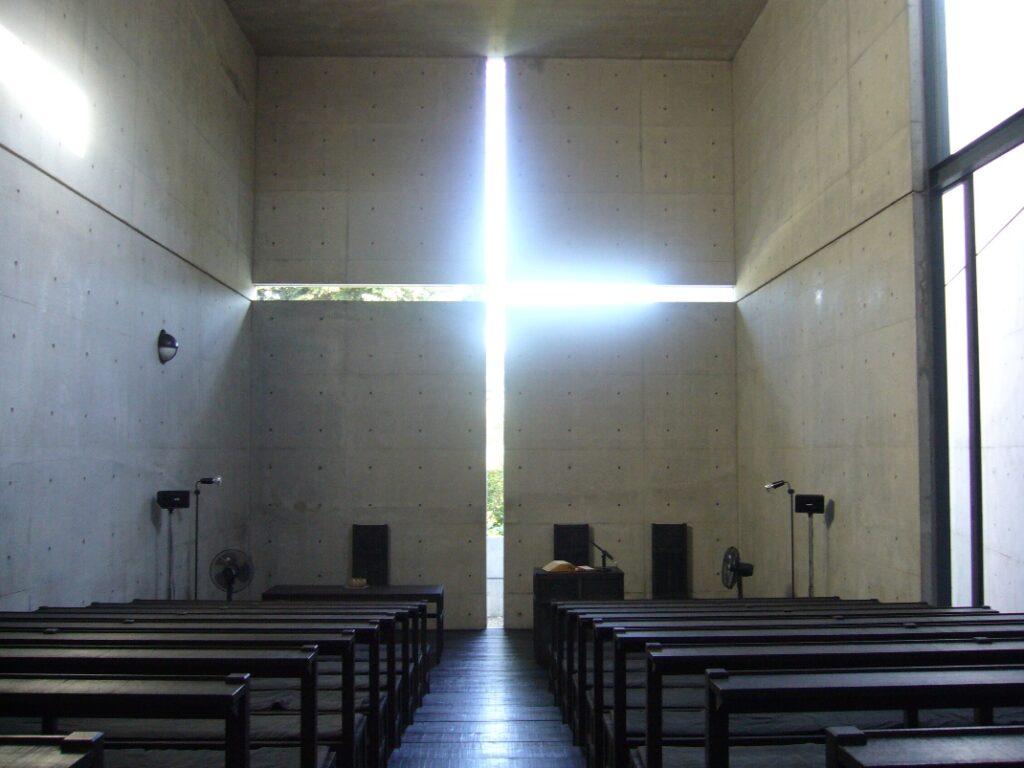 كنيسة الضوء
Church of the Light